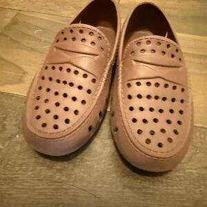 Boy’s Size 1 Prodigy Drivers Floafers